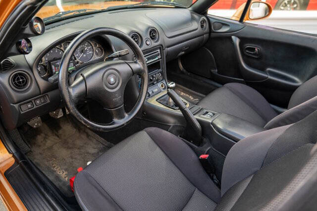 2000 Mazda MX-5 Miata 13