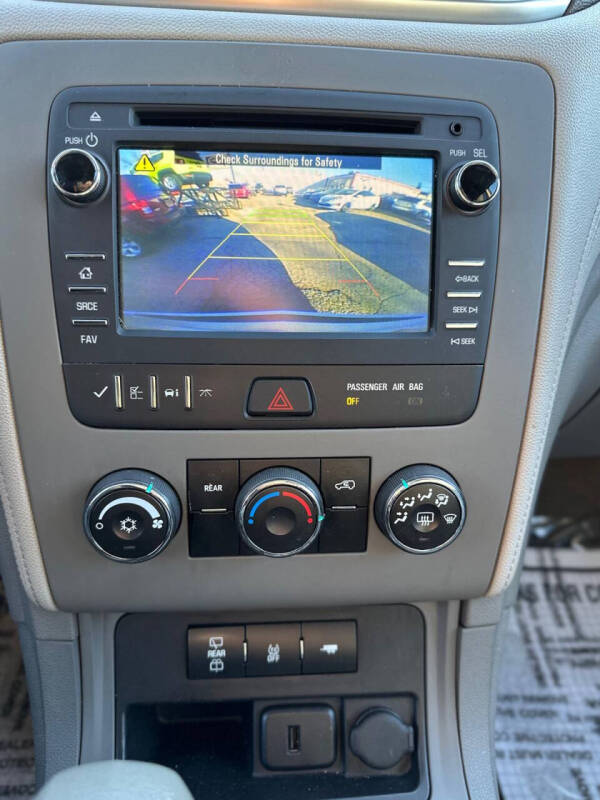 2017 Chevrolet Traverse LS