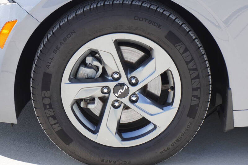 2022 Kia K5