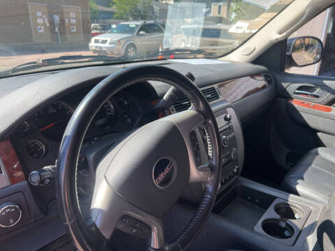 2011 GMC Yukon XL SLT