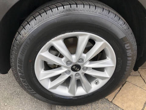 2019 Kia Sorento LX V6