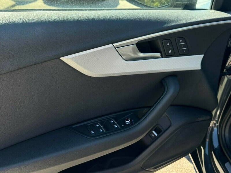 2017 Audi A4 2.0T quattro Premium