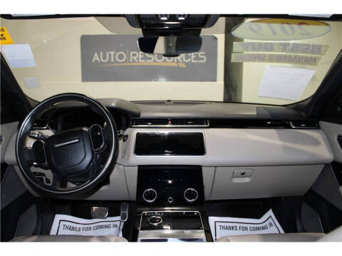 2019 Land Rover Range Rover Velar P250 R-Dynamic SE