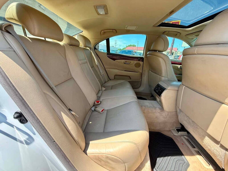 2007 Lexus LS 460