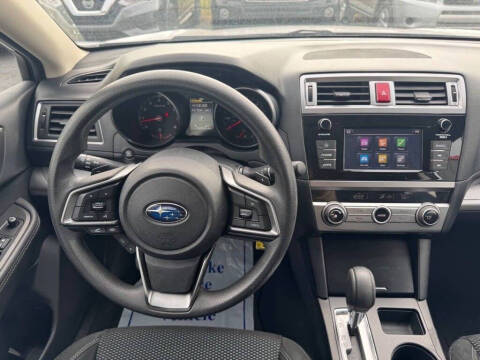 2018 Subaru Outback 2.5i