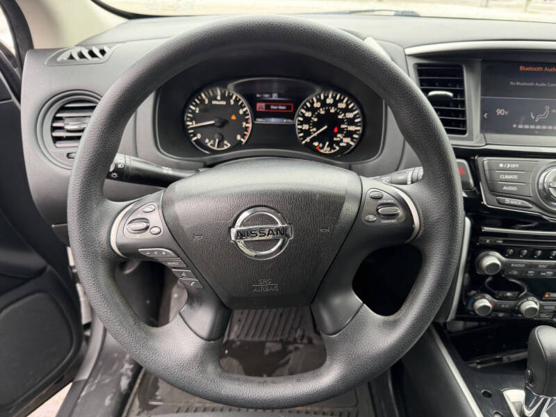 2018 Nissan Pathfinder S