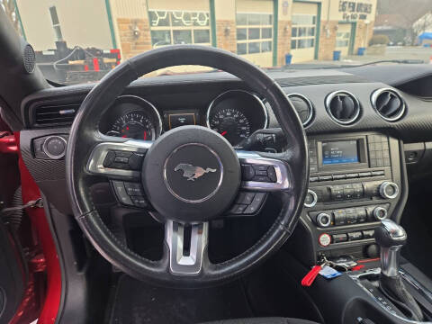 2015 Ford Mustang V6