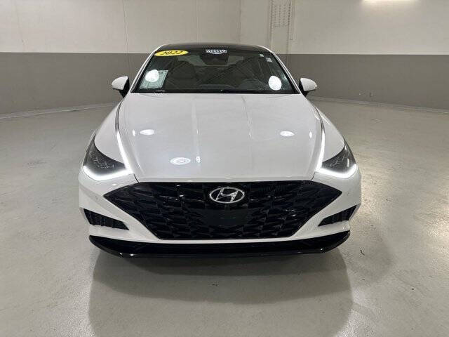 Used 2022 Hyundai Sonata Limited with VIN KMHL34J24NA212408 for sale in Kansas City