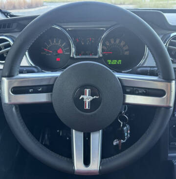 2005 Ford Mustang GT Premium