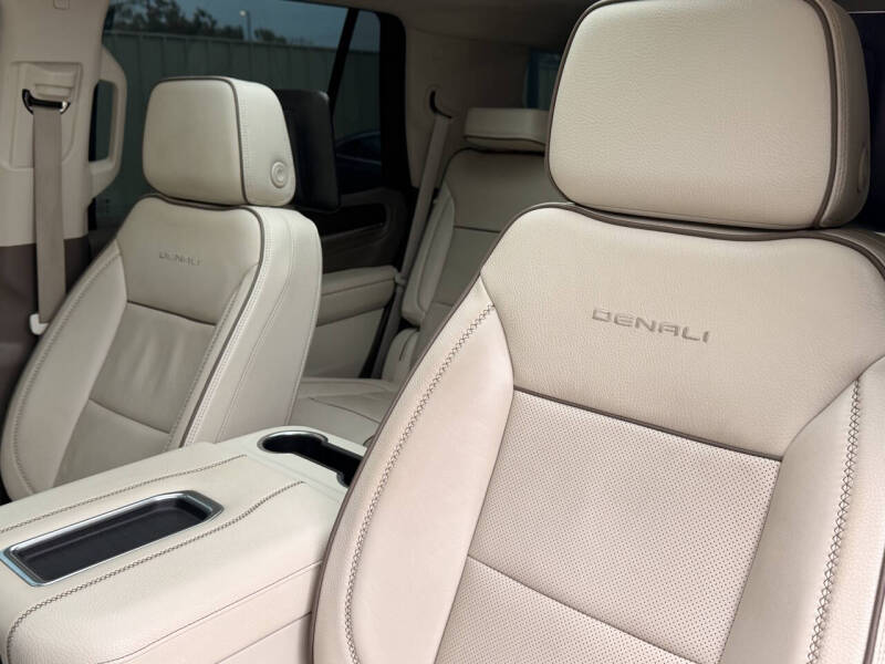 2023 GMC Yukon Denali