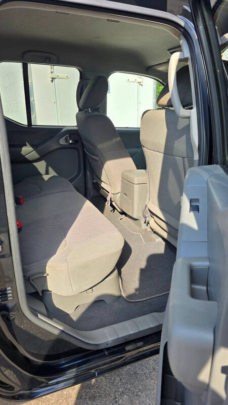 2020 Nissan Frontier SV