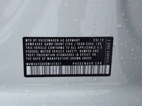 2024 Volkswagen Golf GTI SE