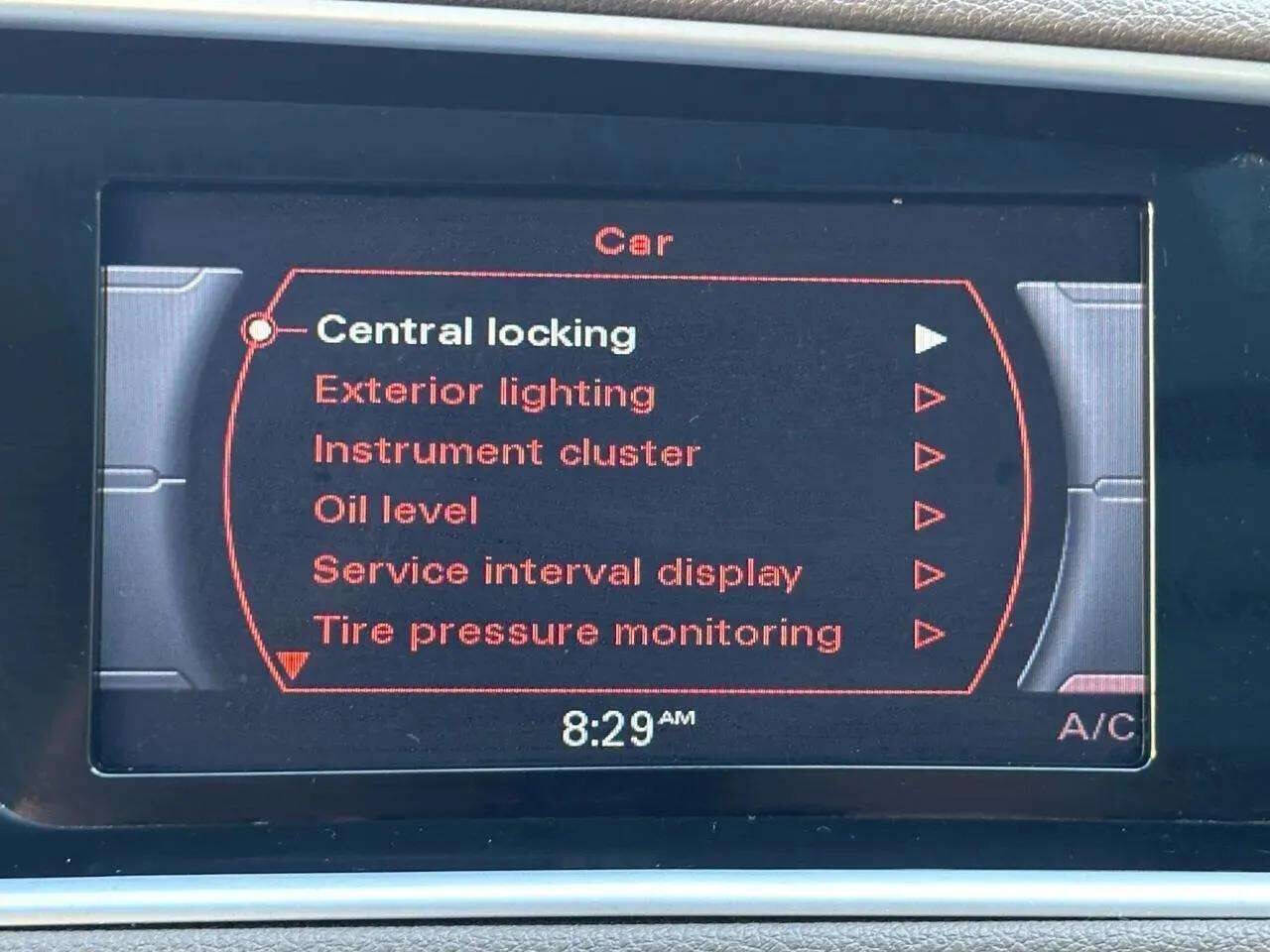 AudiQ547