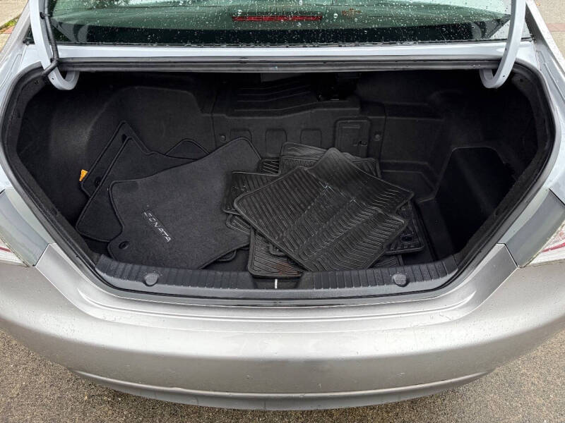 2012 Hyundai Sonata Hybrid