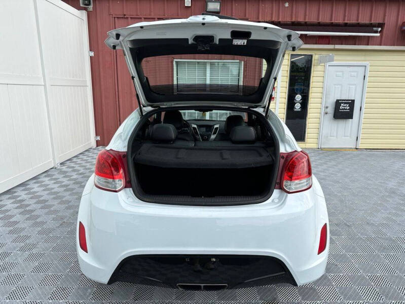 2017 Hyundai Veloster Value Edition