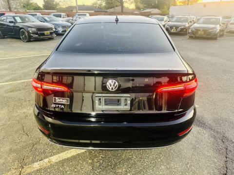 2019 Volkswagen Jetta R-Line