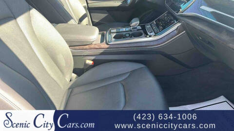 2022 Audi Q8 quattro Premium Plus 55 TFSI