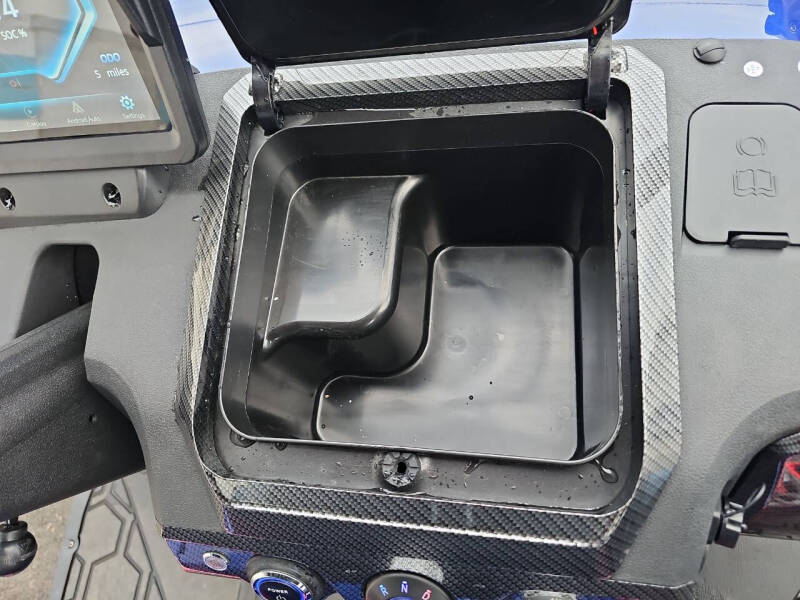 2025 Evolution D-Max 4