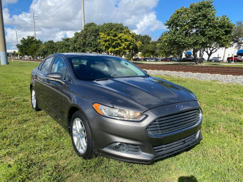 2013 Ford Fusion for sale at UNITED AUTO BROKERS in Hollywood FL