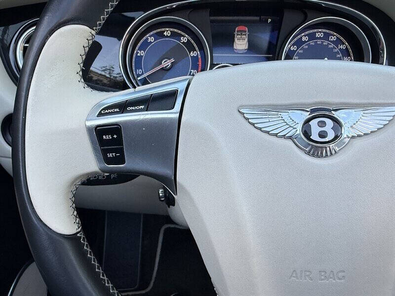 2015 Bentley Continental 31