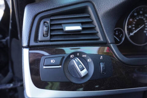 2015 BMW 5 Series 528i