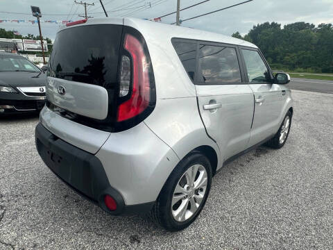 2015 Kia Soul +