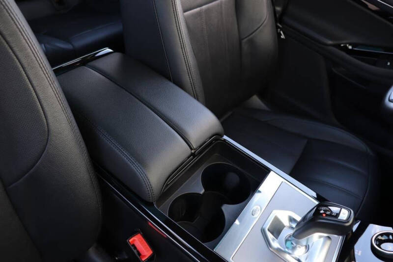 2023 Land Rover Range Rover Evoque P250 SE