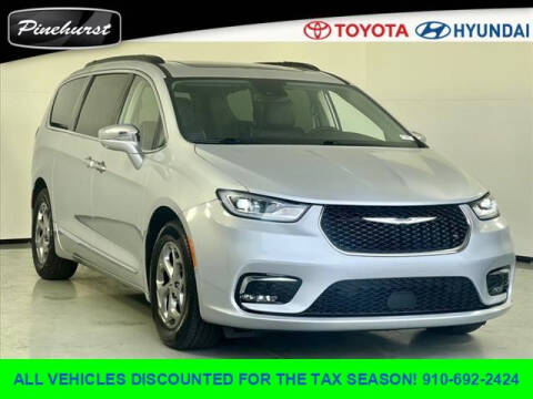 2022 Chrysler Pacifica for sale at PHIL SMITH AUTOMOTIVE GROUP - Pinehurst Toyota Hyundai in Southern Pines NC
