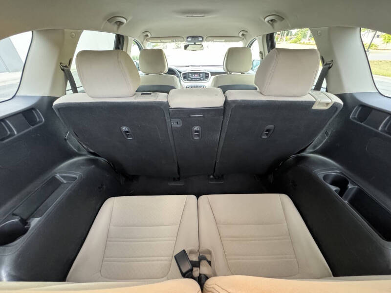 2016 Kia Sorento LX