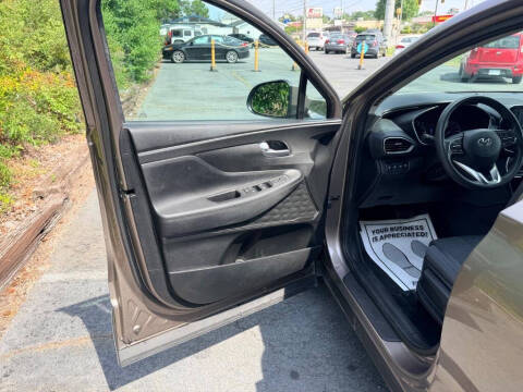 2019 Hyundai Santa Fe SE 2.4L