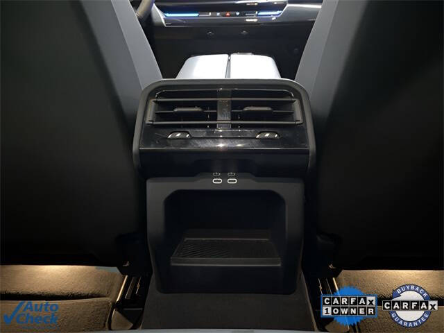 2025 BMW 5 Series 530i xDrive