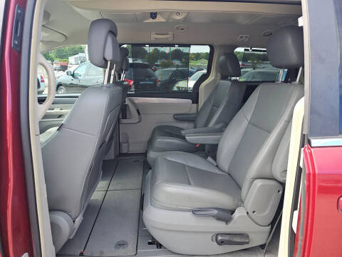 2011 Volkswagen Routan