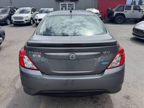 2016 Nissan Versa 1.6 SV
