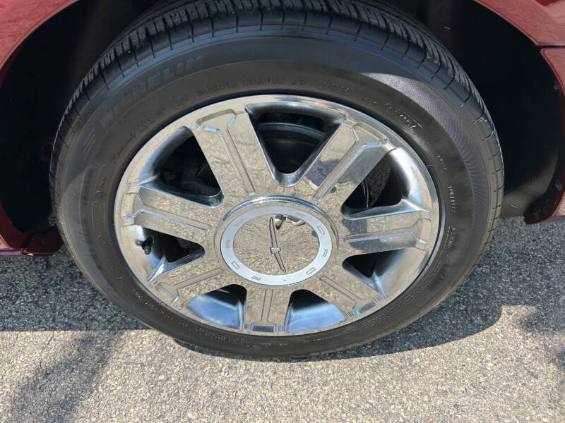 2004 Ford Thunderbird Deluxe