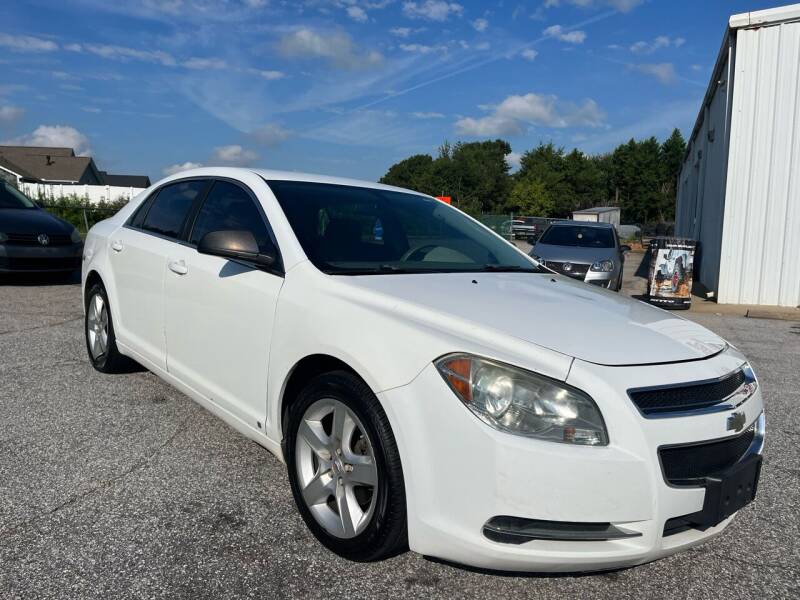 2009 Chevrolet Malibu for sale at UpCountry Motors in Taylors SC