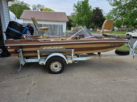 1981 Canjun bass boat for sale at City Auto Sales in La Crosse WI