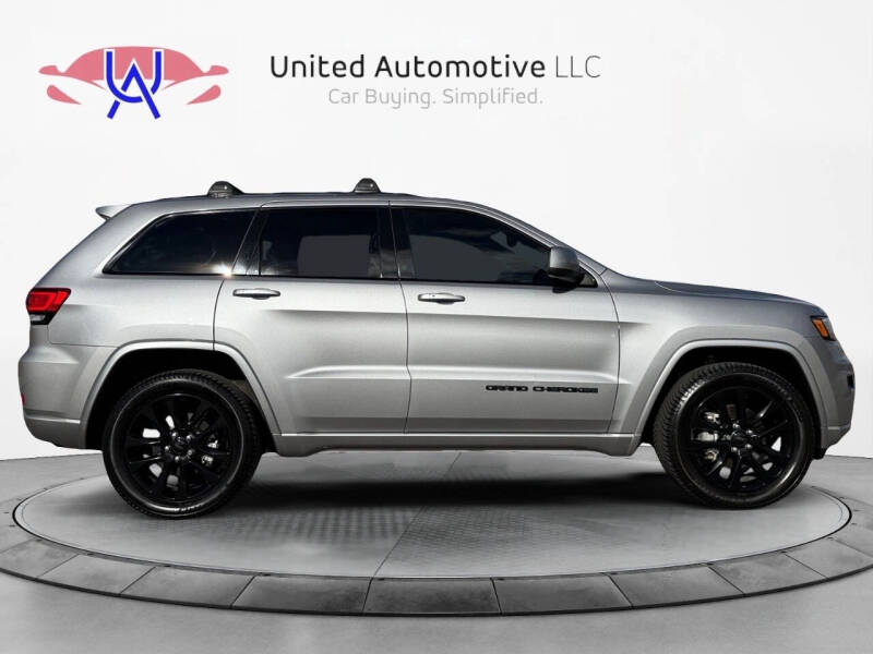 2020 Jeep Grand Cherokee Altitude