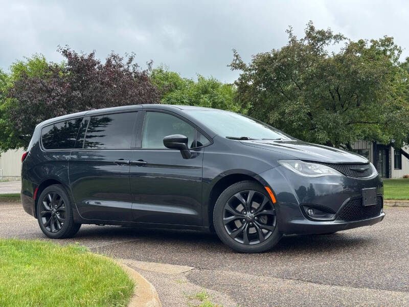 2019 Chrysler Pacifica Touring Plus