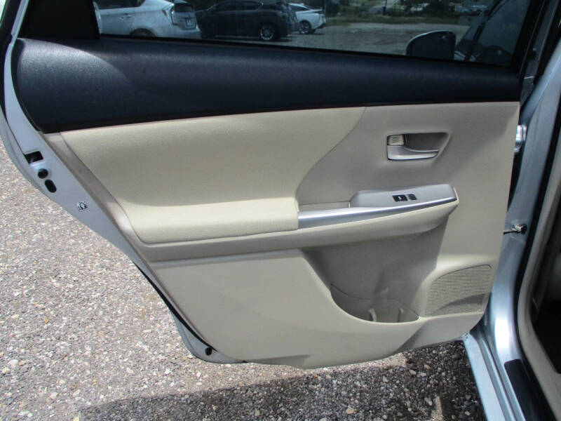 2012 Toyota Prius v Two