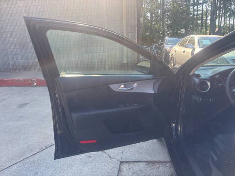 2024 Kia Forte LX