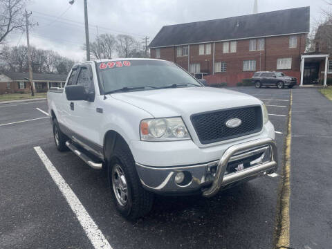 2006 Ford F-150 for sale at DEALS ON WHEELS in Moulton AL