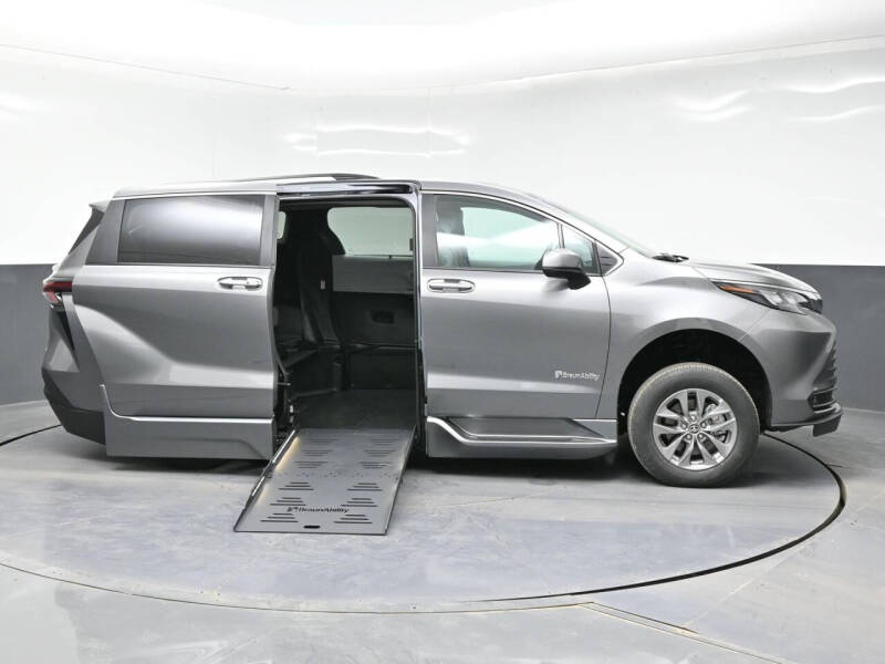 2026 Toyota Sienna