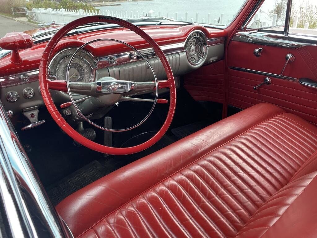 1953 Oldsmobile Eighty-Eight 32