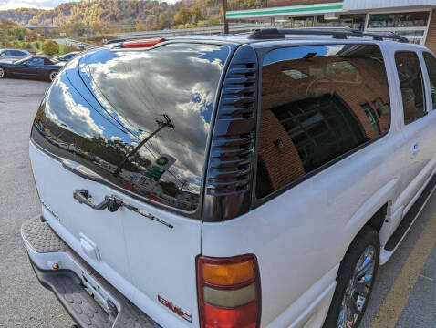 2003 GMC Yukon XL Denali