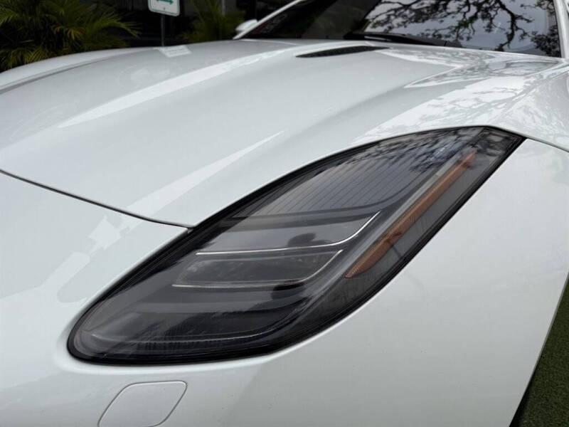 2018 Jaguar F-TYPE 340HP