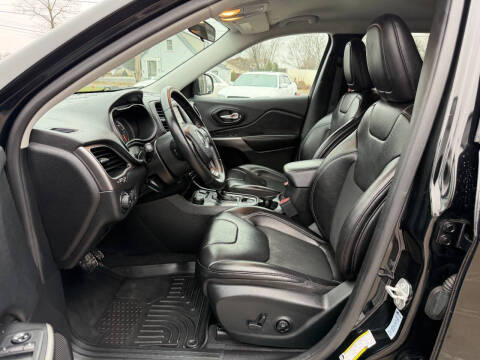 2019 Jeep Cherokee Latitude Plus