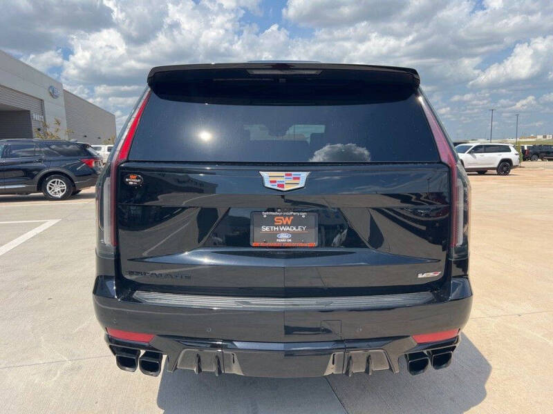 2023 Cadillac Escalade-V