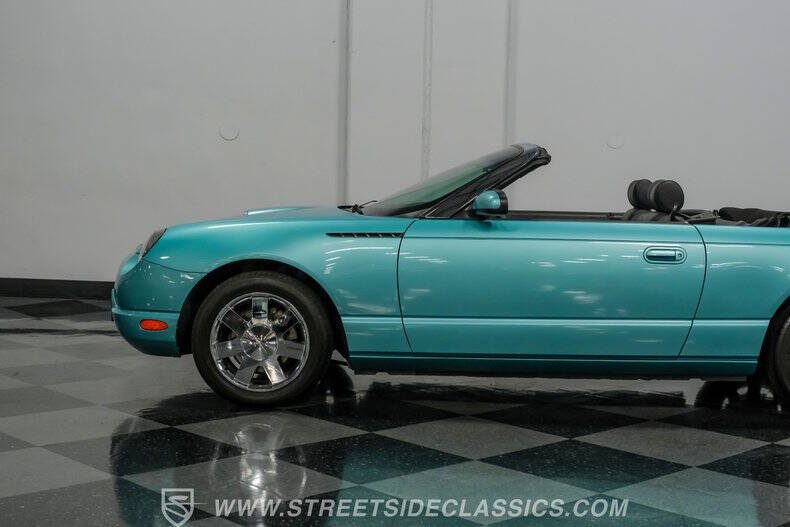 2002 Ford Thunderbird Deluxe