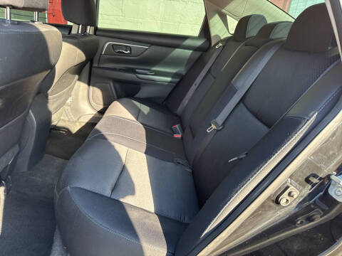 2017 Nissan Altima 2.5 SR