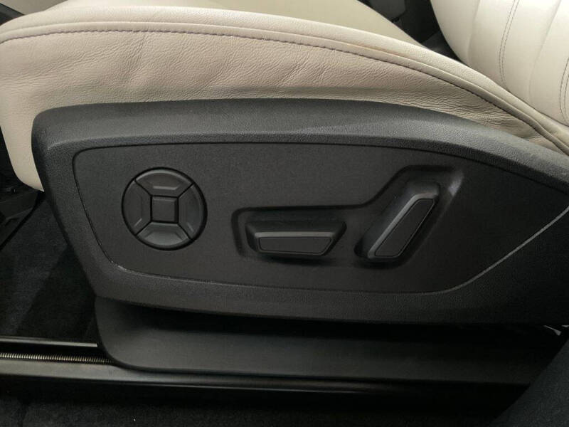 2025 Audi Q6 e-tron Premium